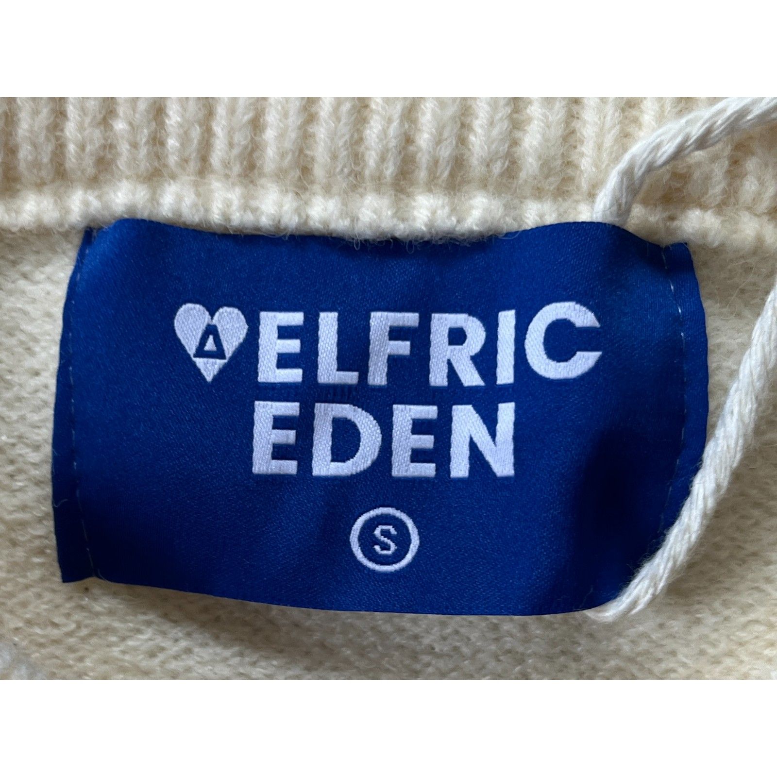 Nwt Aelfric Eden White Red Love Heart Pullover Sweater Top Men’s Size Small — image 4 of 8